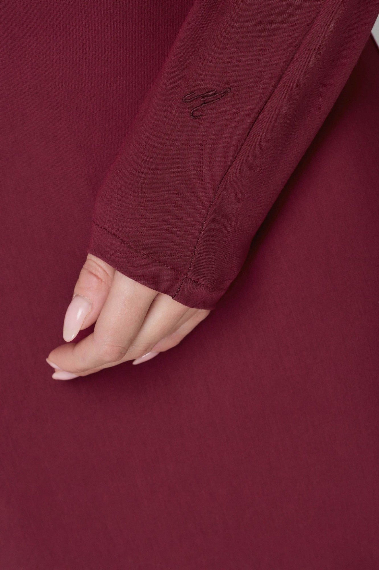 0003404_MEREDITH-ABITO-CON-LACCIETTO-SUL-FIANCO-ASIMMETRICO-IN-VISCOSA-BORDEAUX_2000