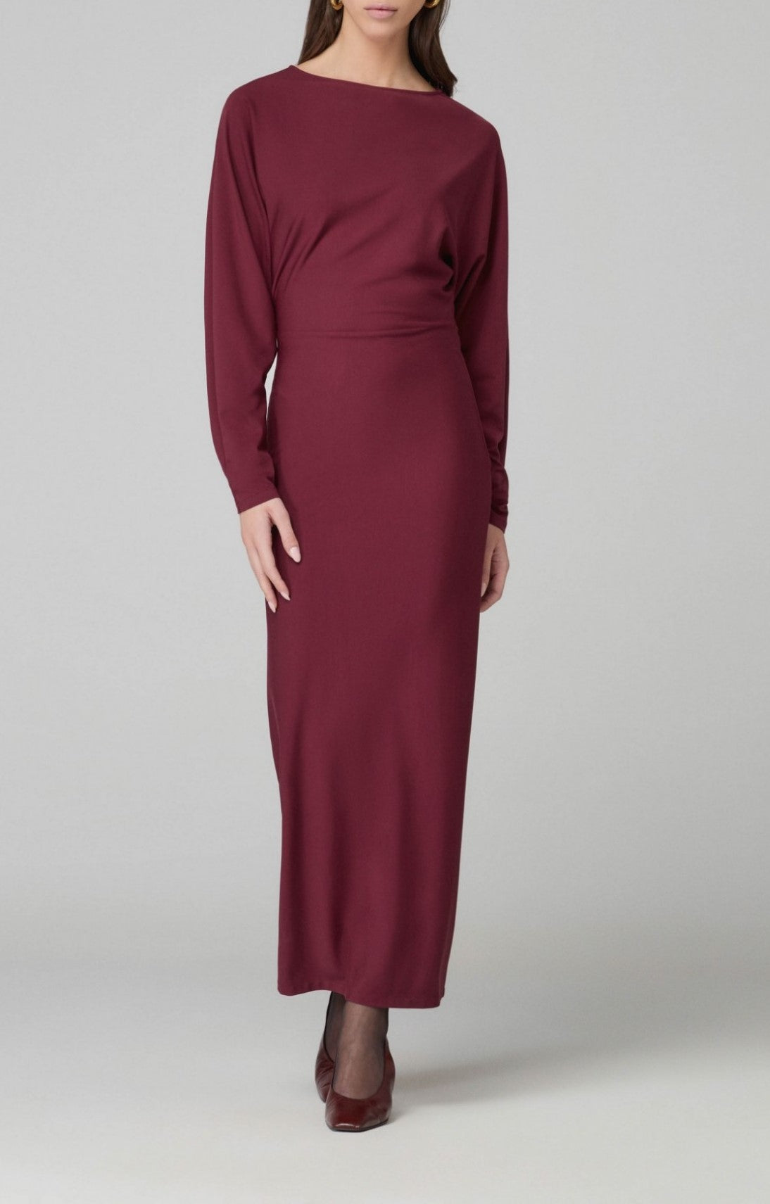 0003405_MEREDITH-ABITO-CON-LACCIETTO-SUL-FIANCO-ASIMMETRICO-IN-VISCOSA-BORDEAUX_2000